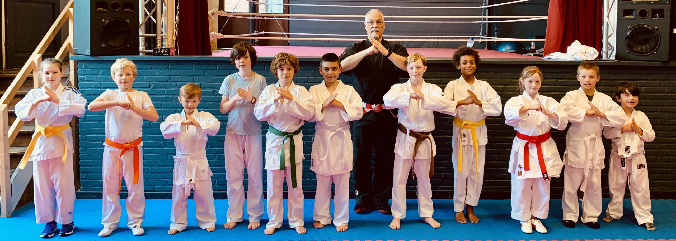 Jeunes karatéka Dôjô JKYDEBATTY⛩ Karaté pour adultes et adolescents